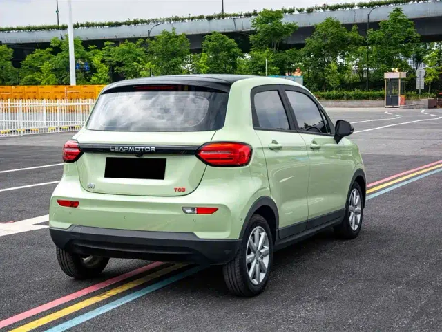 Leapmotor T03 — Фото автомобиля 8