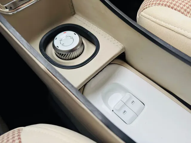 Wuling Hongguang Mini EV — Фото автомобиля 10