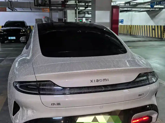 Xiaomi SU7 — Фото автомобиля 2