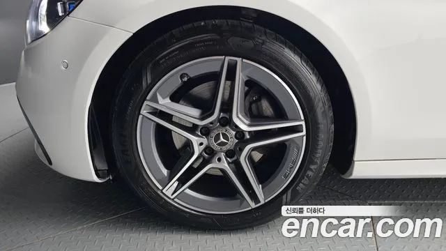 Mercedes-Benz E-Class W213 — Фото автомобиля 5