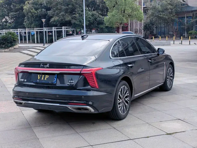 Hongqi H5 — Фото автомобиля 7