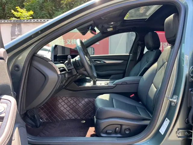 Cadillac CT5 — Фото автомобиля 5
