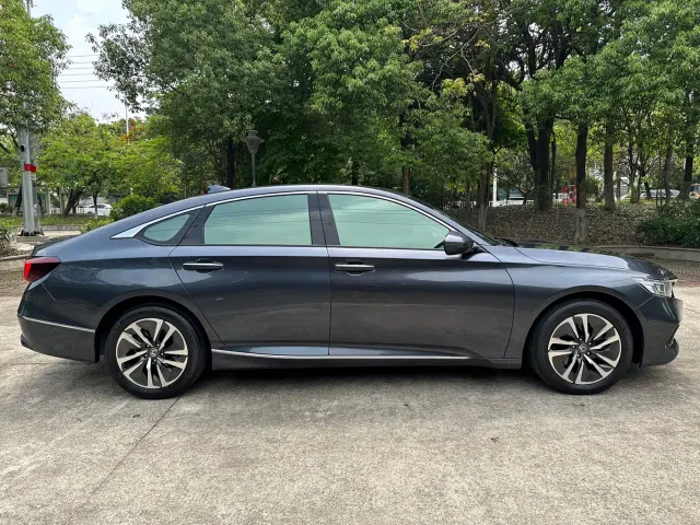 Honda Accord — Фото автомобиля 13