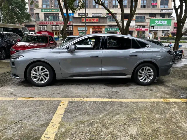 Ford Mondeo — Фото автомобиля 4