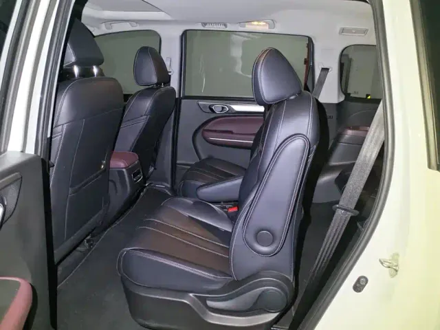 GAC Trumpchi M6 — Фото автомобиля 11