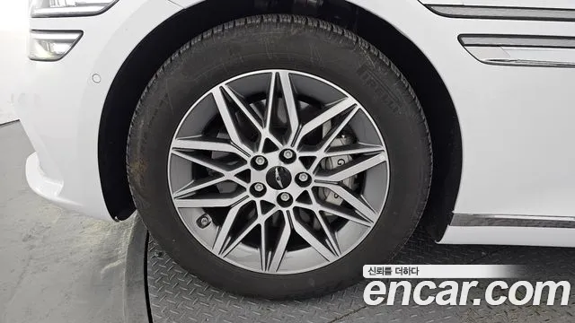 Genesis G80 Бензин 2.5 турбо 2WD — Фото автомобиля 5