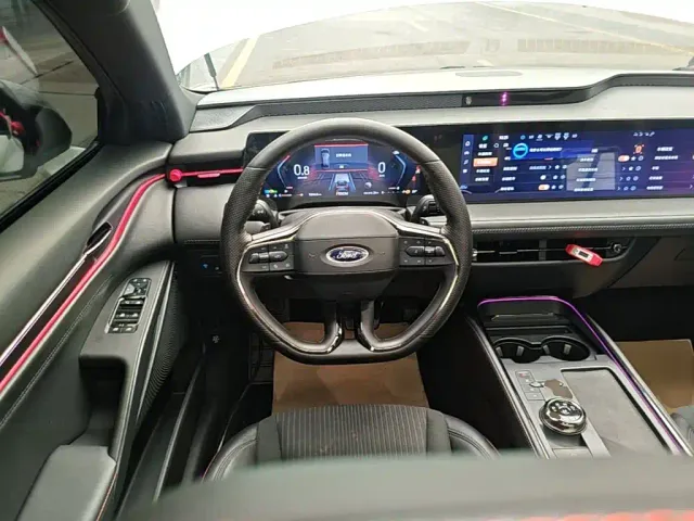 Ford EVOS — Фото автомобиля 10