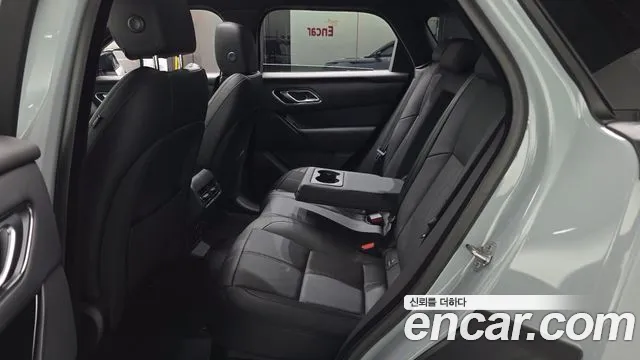 Land Rover Range Rover Velar — Фото автомобиля 4
