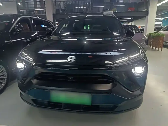 Nio ES6 — Фото автомобиля 2