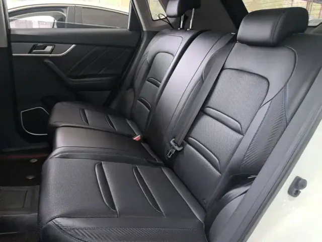 Venucia T60EV — Фото автомобиля 16
