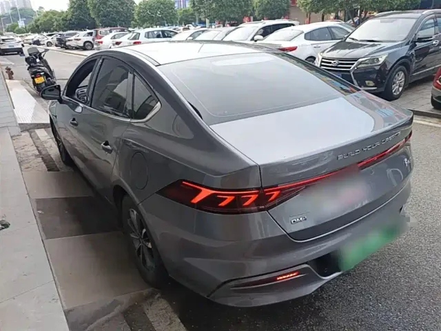 BYD Qin PLUS — Фото автомобиля 4