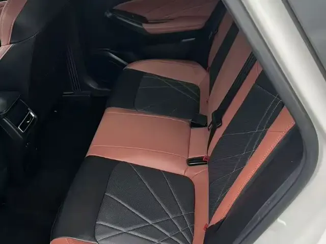 Changan Eado — Фото автомобиля 15