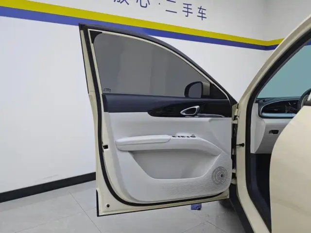 Geely Starry Wish — Фото автомобиля 7