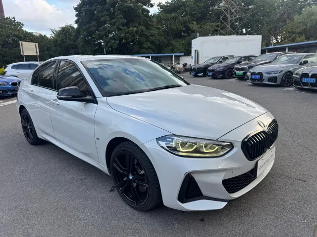 BMW 1 Series — Фото автомобиля 8