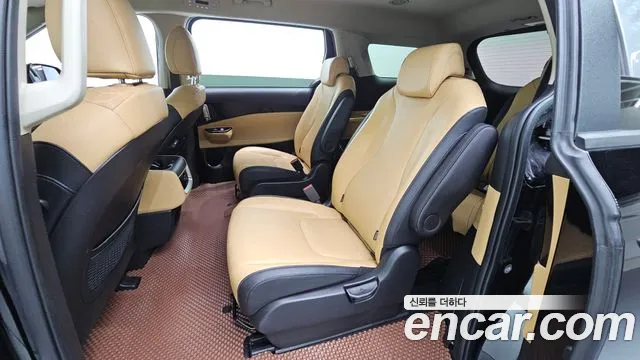 Kia Carnival 4th Gen — Фото автомобиля 18