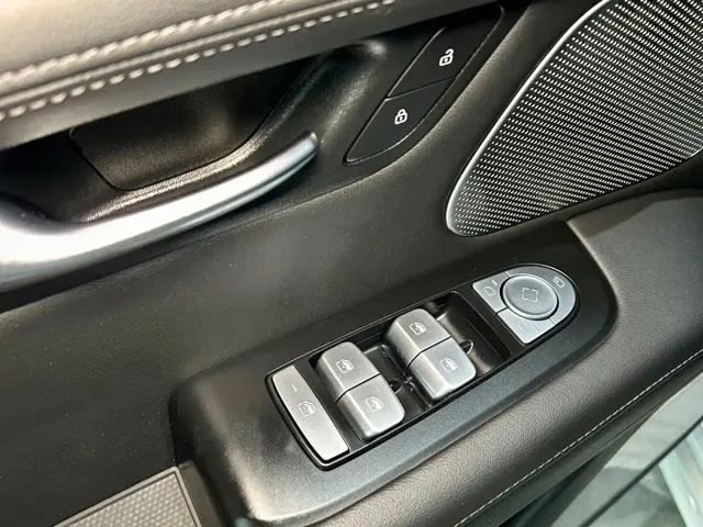 AITO Wenjie AITO M5 2022 Extended Range AWD Performance Edition — Фото автомобиля 23