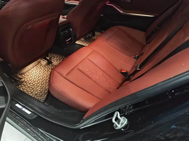 BMW 3 Series — Фото автомобиля 4