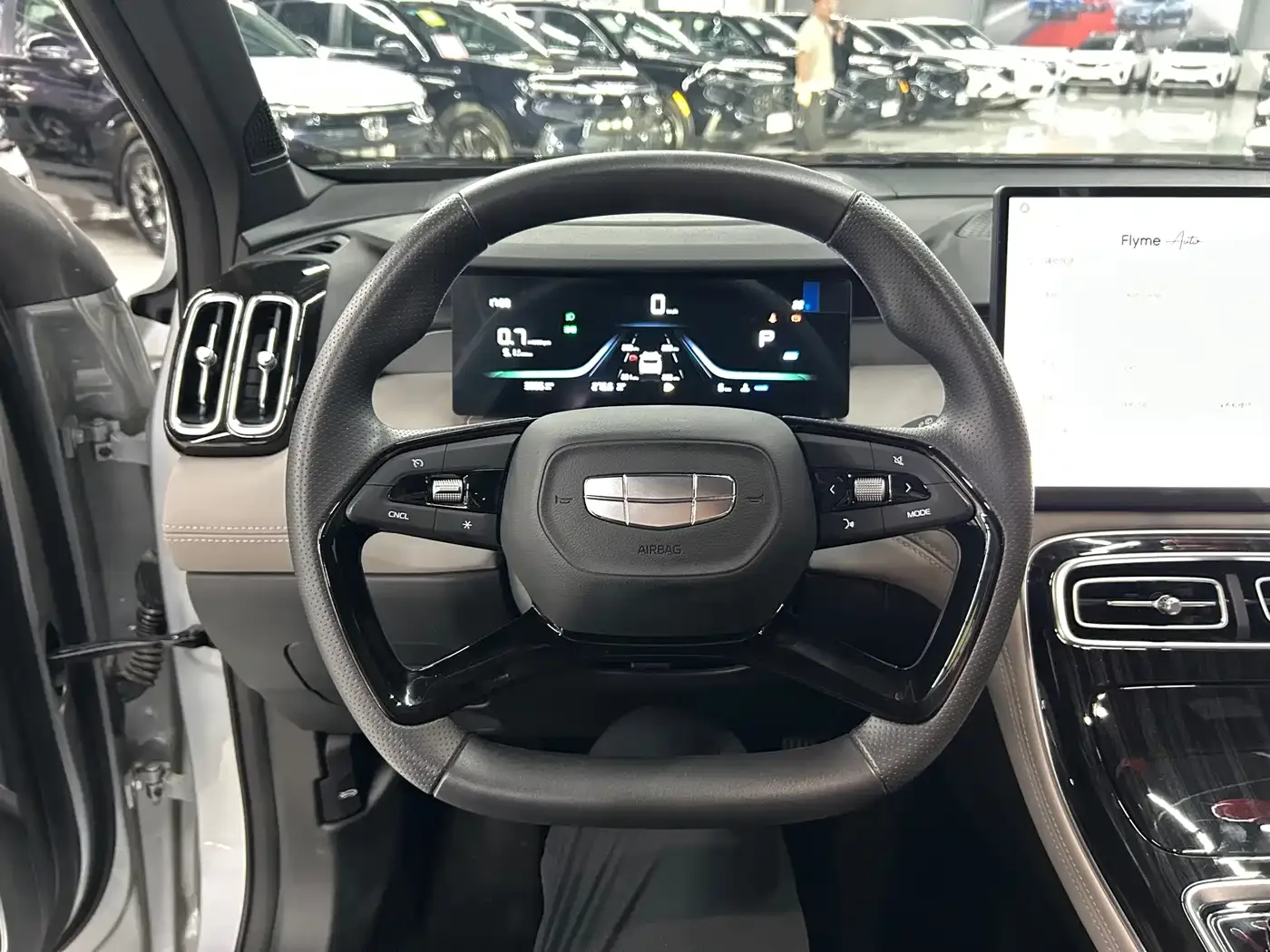 Geely Boyue L 2025 4th Generation 1.5TD DCT Journey Start — Фото автомобиля 10