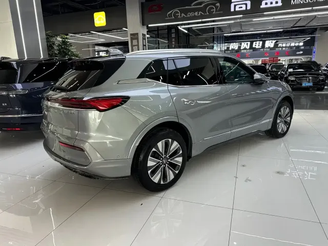 Buick E5 — Фото автомобиля 22