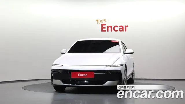 Hyundai Ioniq 6 New — Фото автомобиля 3