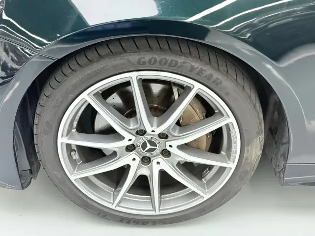 Mercedes-Benz E-Class — Фото автомобиля 24