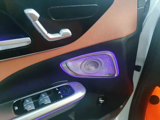 Mercedes-Benz C-Class — Фото автомобиля 5