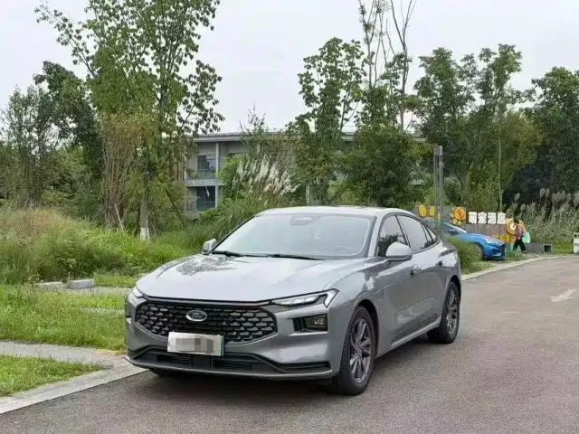 Фотография автомобиля — Ford Mondeo