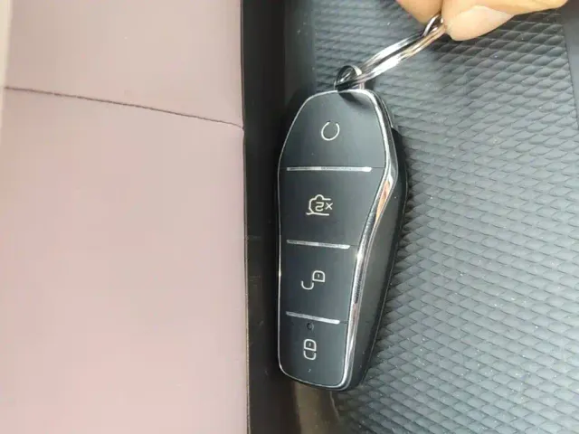 BYD Dolphin — Фото автомобиля 8