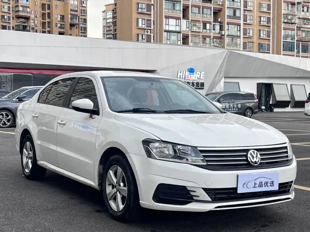 Volkswagen Lavida 2019 Lavida Start 1.5L Auto Comfort (China VI) — Фото автомобиля 3