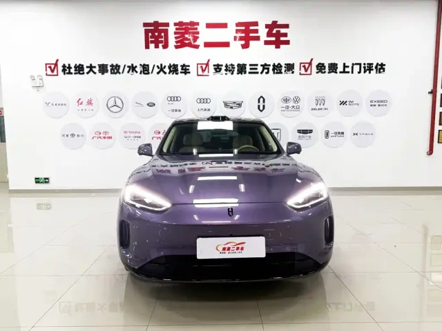 Aito M5 — Фото автомобиля 2