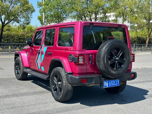 Jeep Wrangler — Фото автомобиля 3