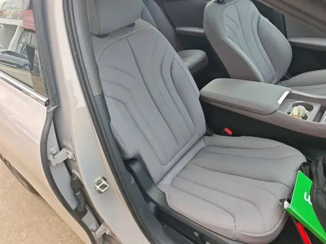 Roewe M7 DMH — Фото автомобиля 24