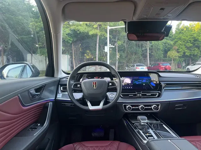 Hongqi HS5 — Фото автомобиля 21