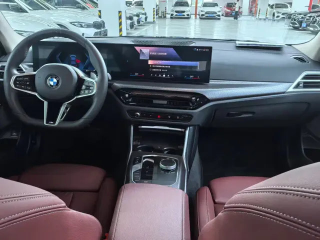 BMW 3 Series — Фото автомобиля 5