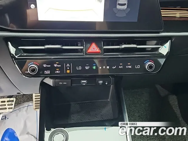 Kia Niro The All New Niro Signature — Фото автомобиля 14