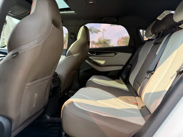 BYD Qin PLUS — Фото автомобиля 6
