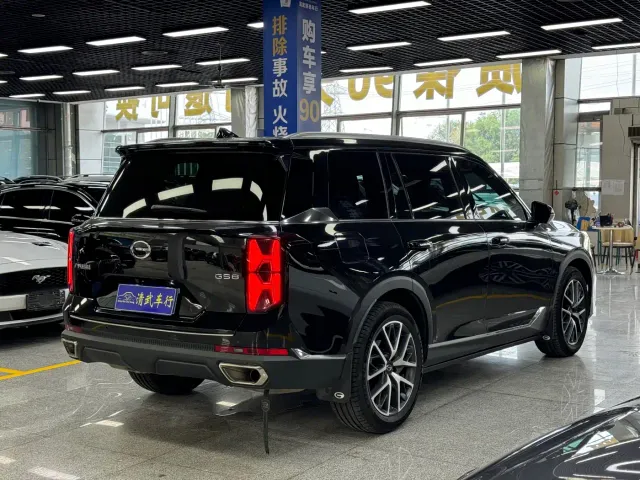 GAC Trumpchi GS8 — Фото автомобиля 14