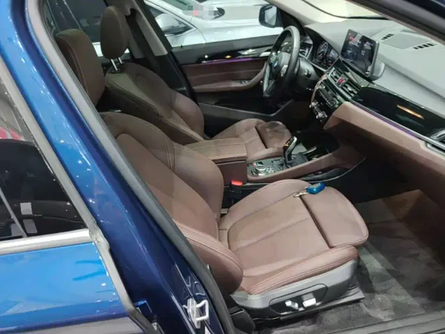 BMW X1 — Фото автомобиля 24