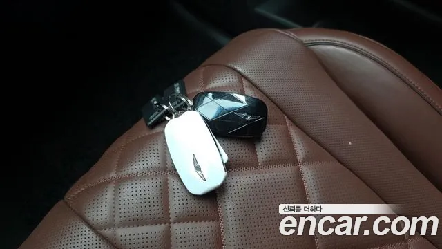 Genesis GV80 2.5T Бензин AWD — Фото автомобиля 26