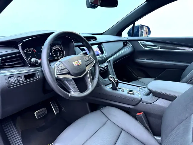 Cadillac XT5 — Фото автомобиля 12