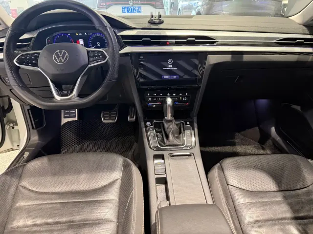Volkswagen CC — Фото автомобиля 10