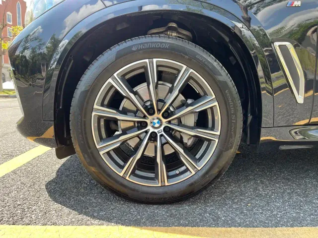 BMW X5 — Фото автомобиля 9