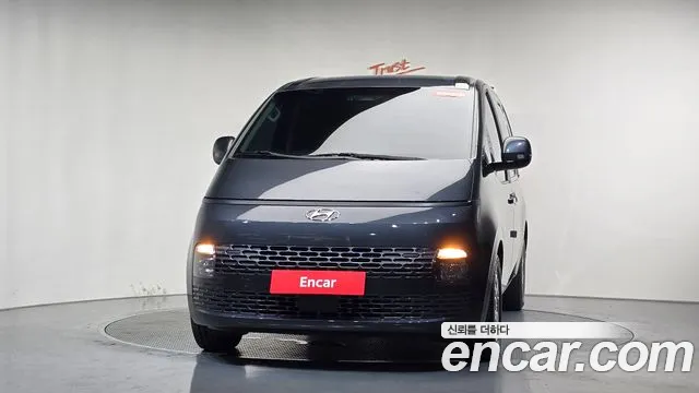 Hyundai Staria Staria Карго 3 места — Фото автомобиля 3