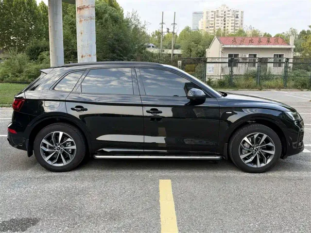 Audi Q5L — Фото автомобиля 9