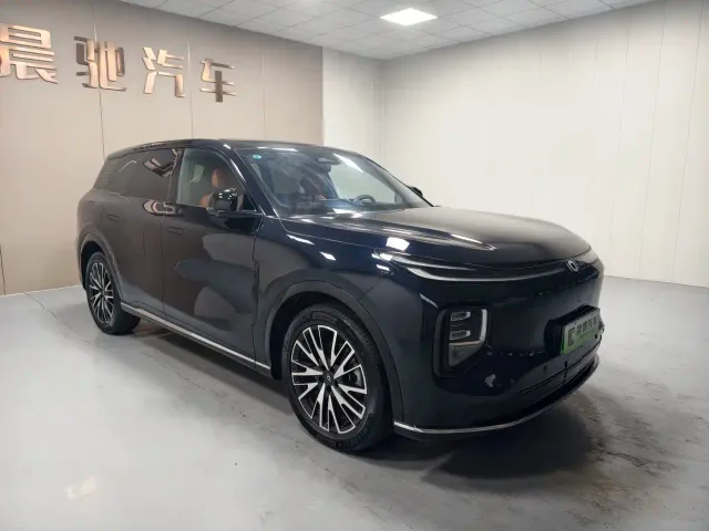 Changan Qiyuan Q07 — Фото автомобиля 3
