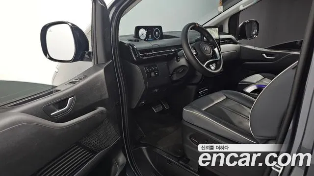 Hyundai Staria — Фото автомобиля 11