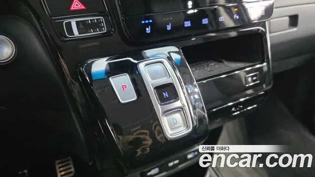Hyundai Staria — Фото автомобиля 9