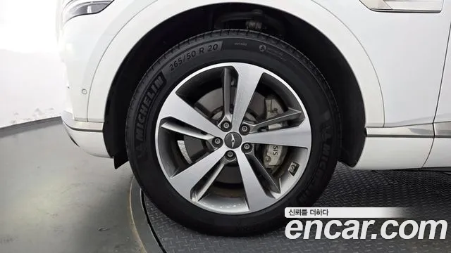 Genesis GV80 — Фото автомобиля 5