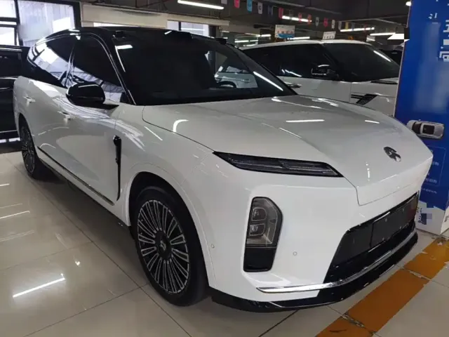 NIO NIO ES8 2025 Model 6-Seat Executive Luxury Edition — Фото автомобиля 3