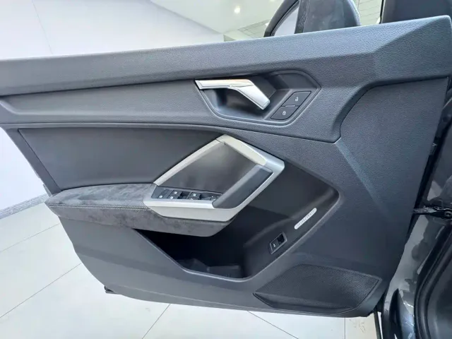 Audi Q3 — Фото автомобиля 17